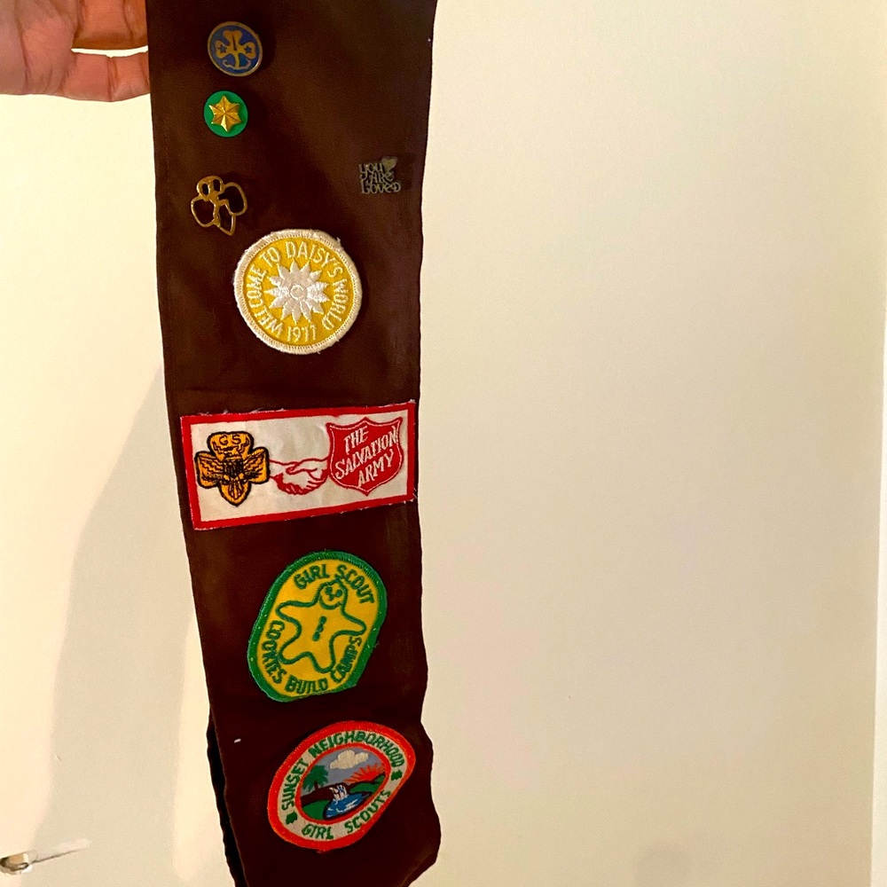 Vintage Girl Scout (brownie) patch sash